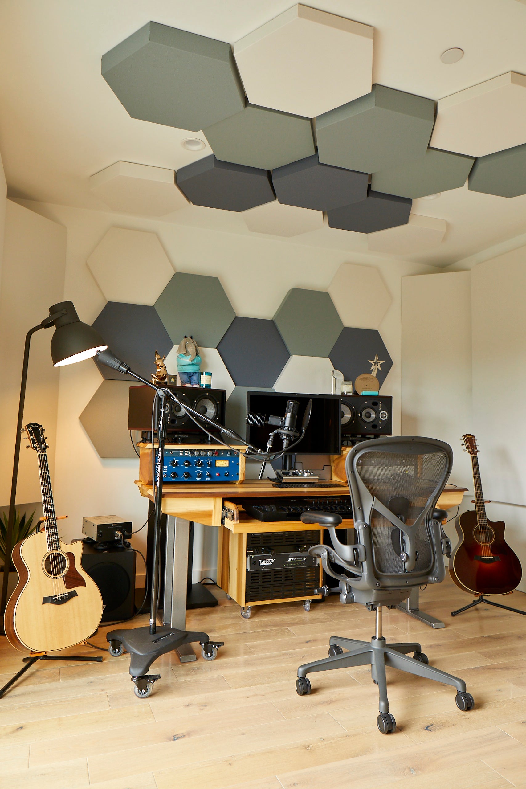 Geometrik Akustik Kumaş Panel
